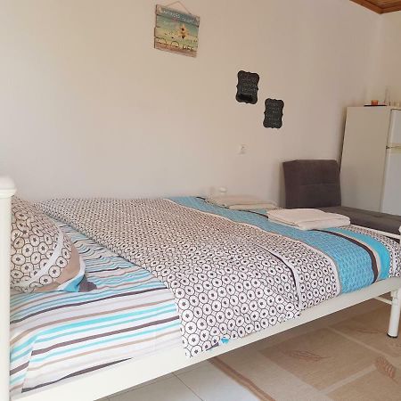 Safe And Cozy Studio In Xanthi! エクステリア 写真